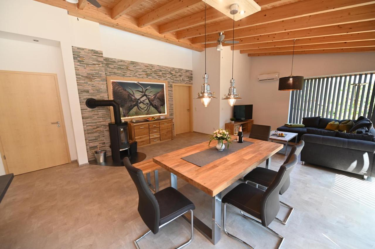 Ferienhaus-Heckelmann Diefenbach ภายนอก รูปภาพ